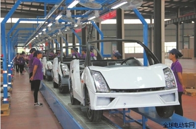 自貢第一款微型電動(dòng)跑車問世,5塊錢可以跑100公里-全球電動(dòng)車網(wǎng)